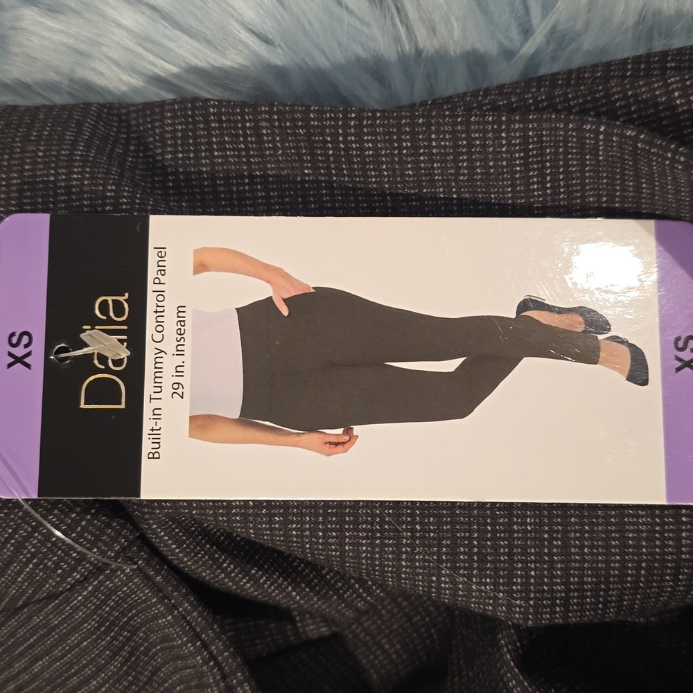 Dalia Women's Skinny Pants - Black and White